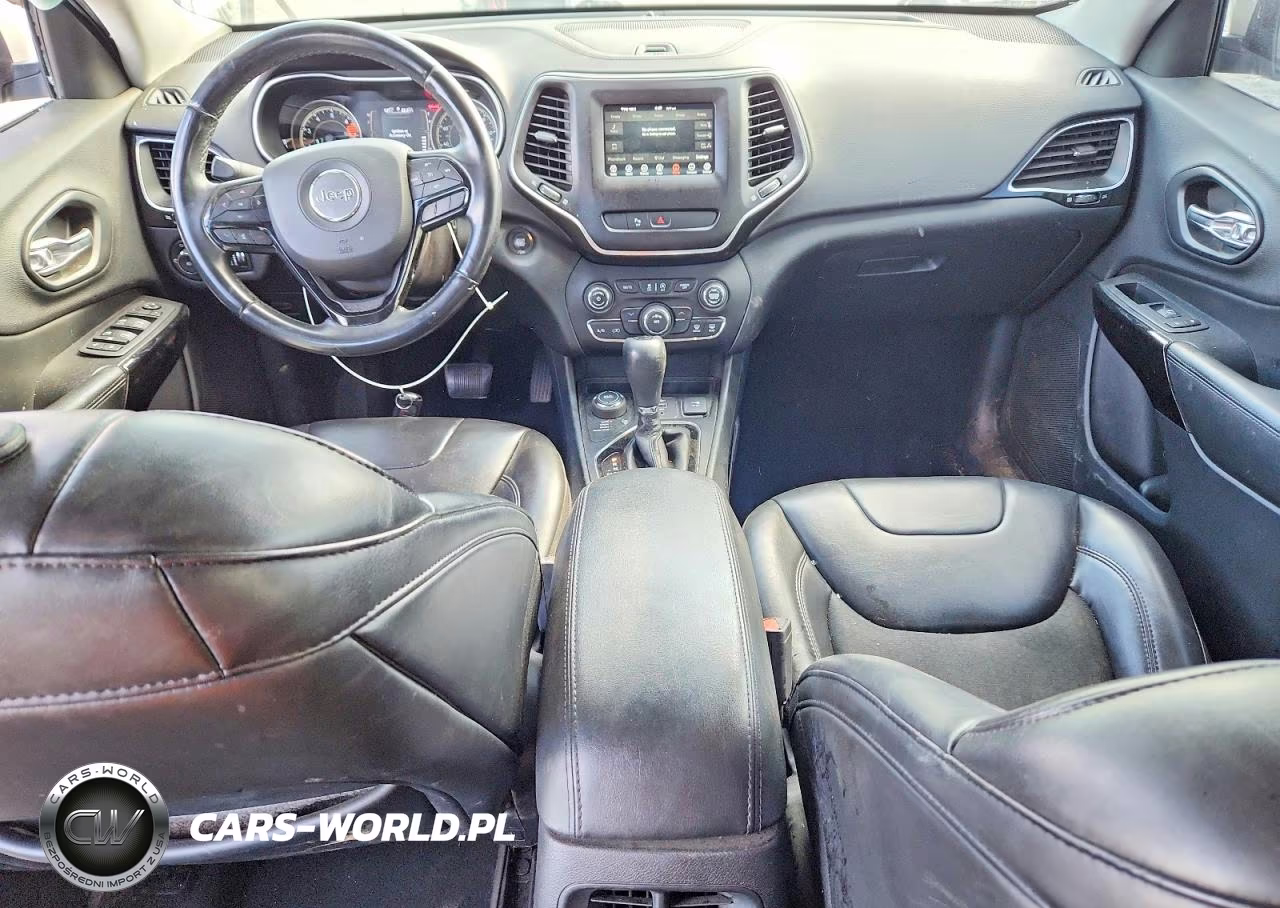 2019 Jeep Cherokee Latitude Plus VIN:1C4PJMLB5KD400972 - 8