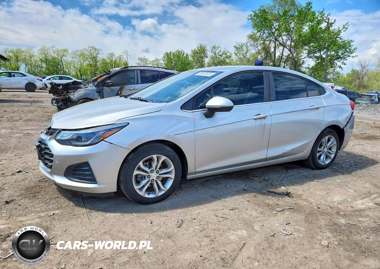 2019 Chevrolet Cruze Lt – zdjęcie 1 z 12