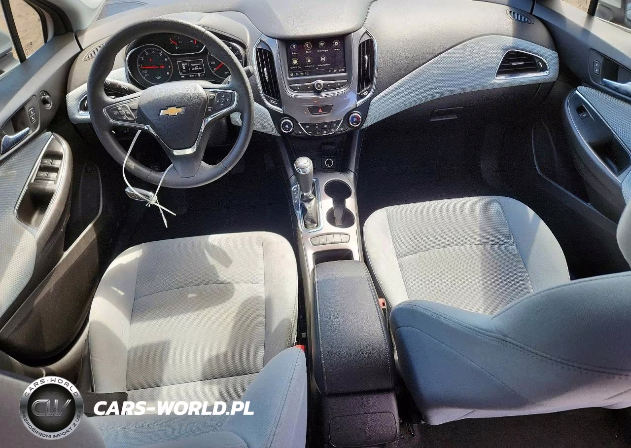 2019 Chevrolet Cruze Lt VIN:1G1BE5SM3K7143423 - 8