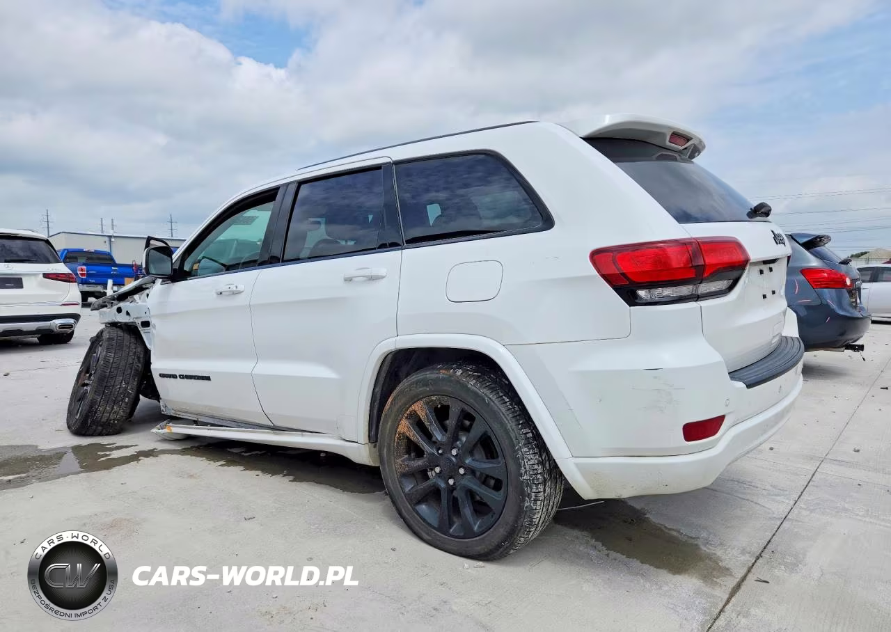 2019 Jeep Grand Cherokee Laredo VIN:1C4RJEAG4KC596910 - 2