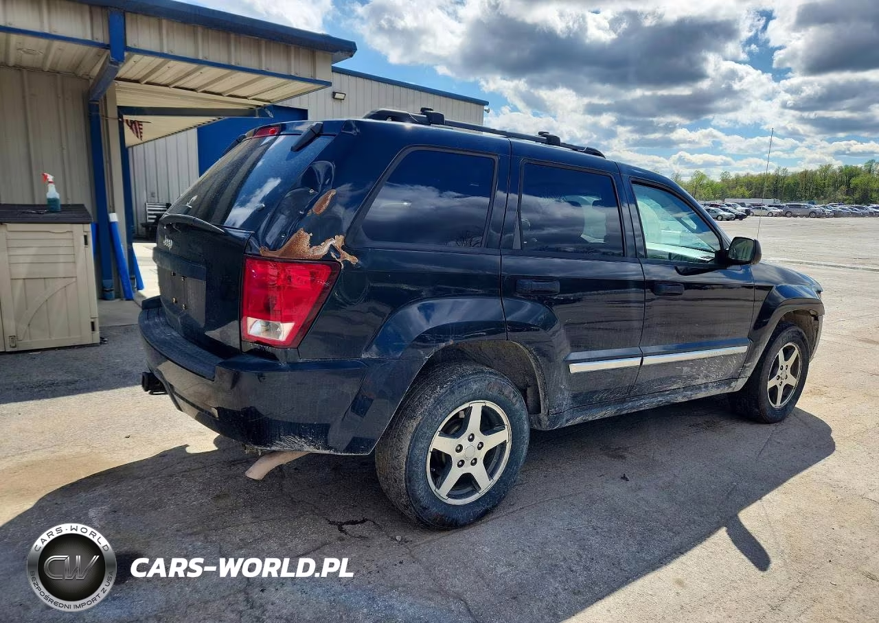 2005 Jeep Grand Cherokee Laredo VIN:1J4HR48N25C719153 - 3