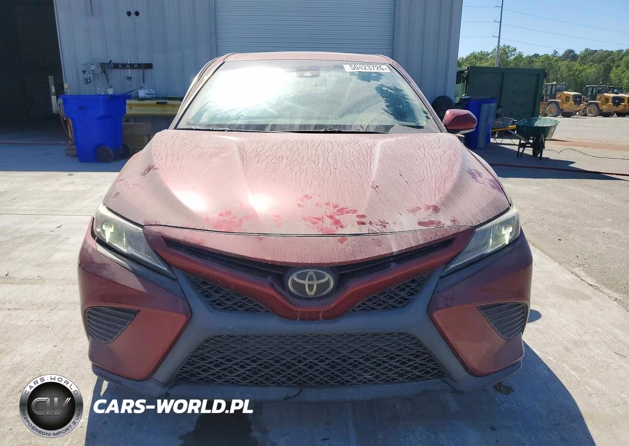 2018 Toyota Camry Se VIN:4T1B11HK8JU648757 - 5