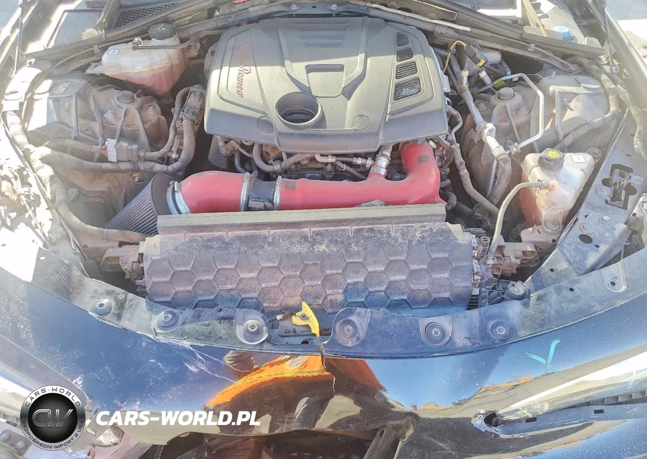2019 Alfa Romeo Giulia Ti VIN:ZARFAMBN3K7606612 - 11