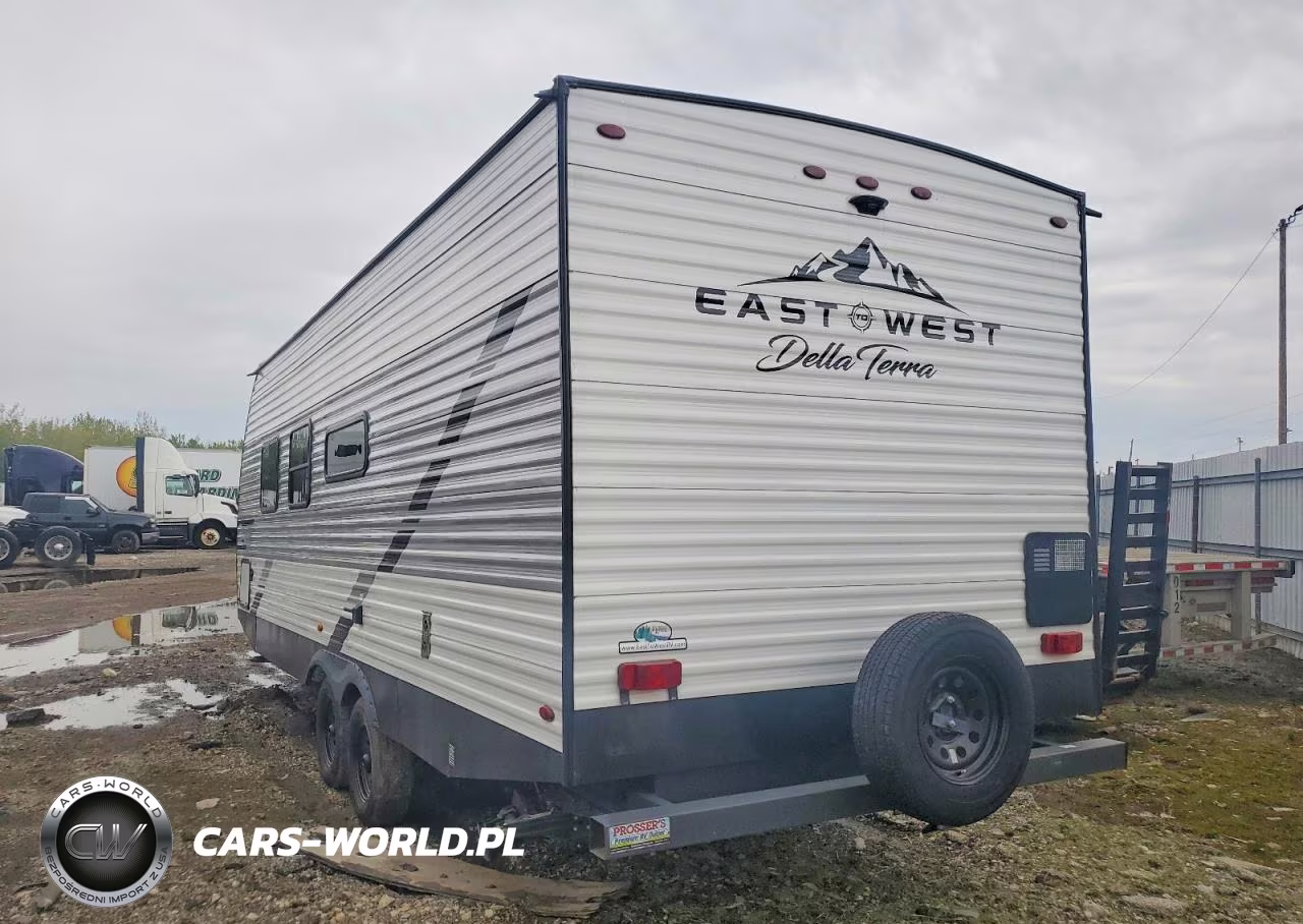 2022 Forest River East West Camper VIN:5ZT2DEMB7N9009561 - 3