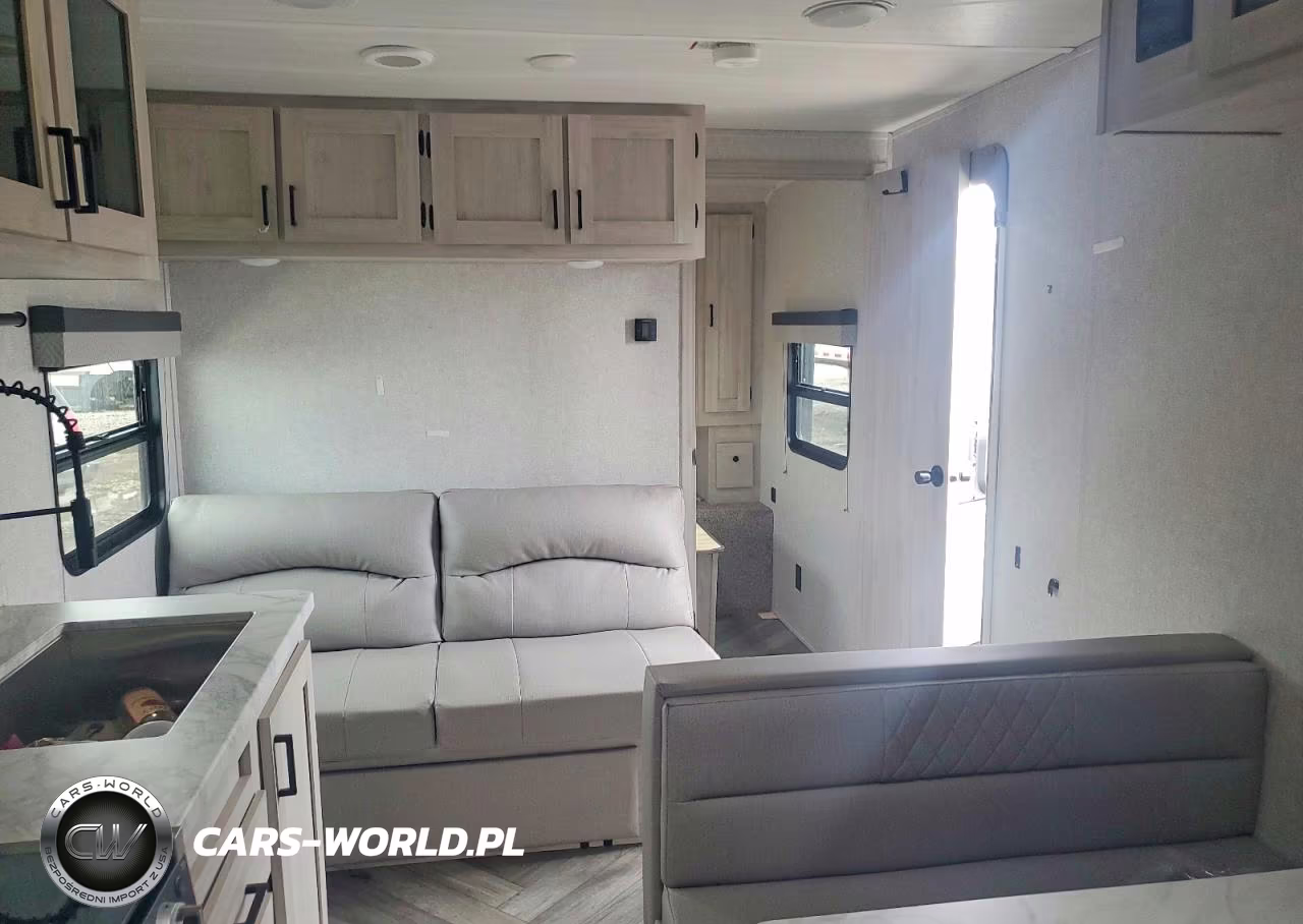 2022 Forest River East West Camper VIN:5ZT2DEMB7N9009561 - 5