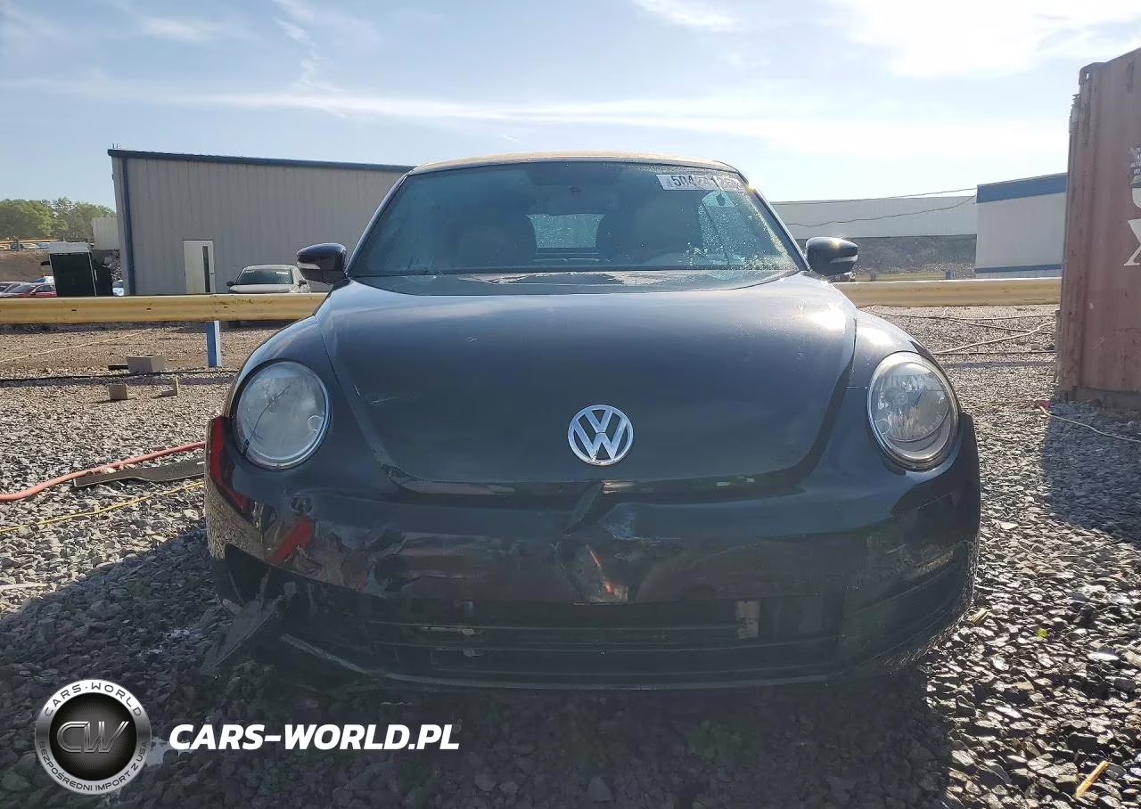 2015 Volkswagen Beetle 1.8T VIN:3VW517ATXFM811702 - 5