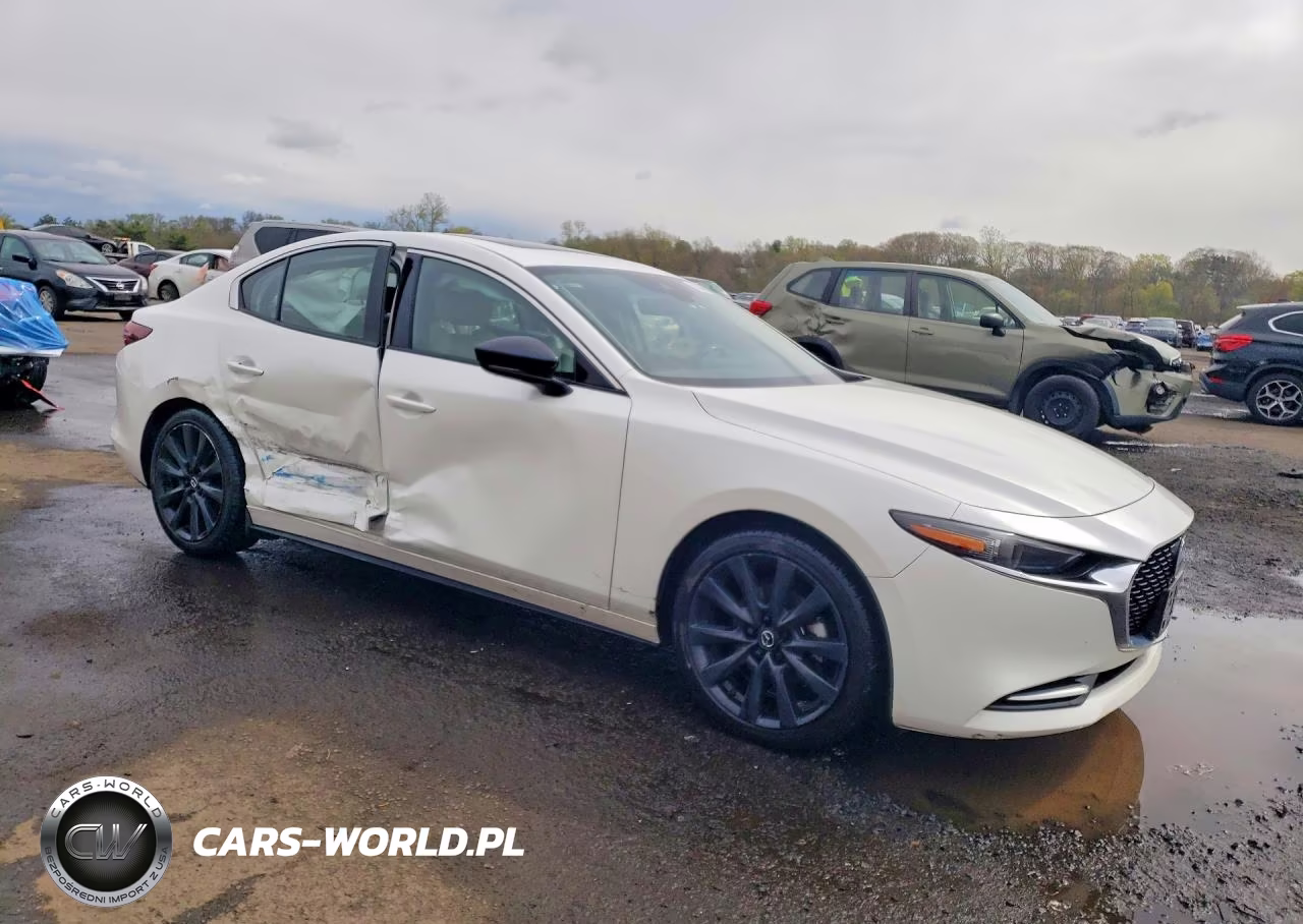 2021 Mazda 3 VIN:3MZBPBAY0MM253632 - 4