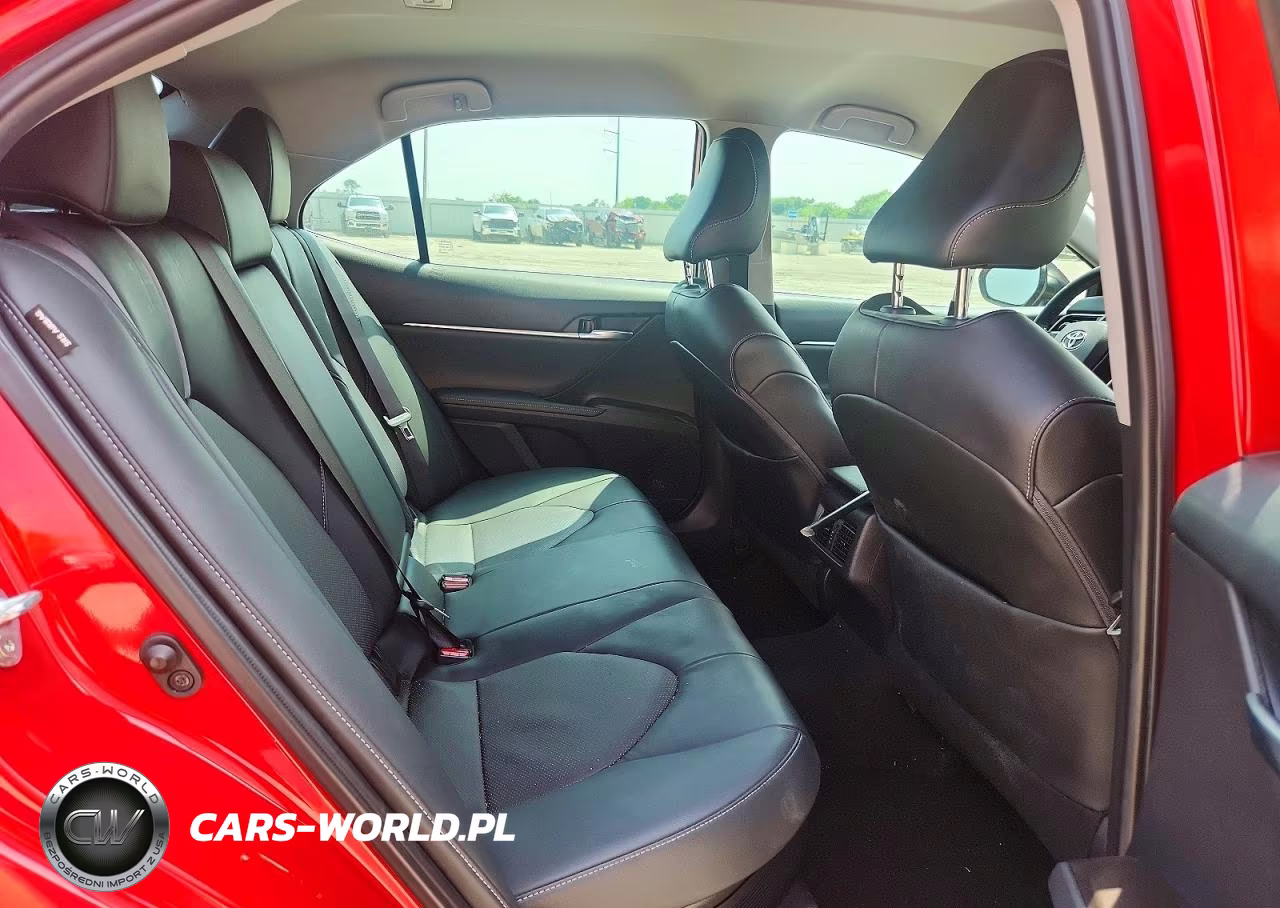 2021 Toyota Camry VIN:4T1K31AK2MU024588 - 10