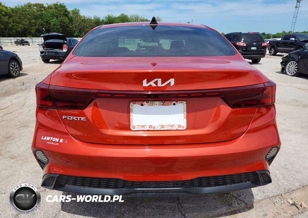 2023 Kia Forte Lxs VIN:3KPF24AD1PE650728 - 6