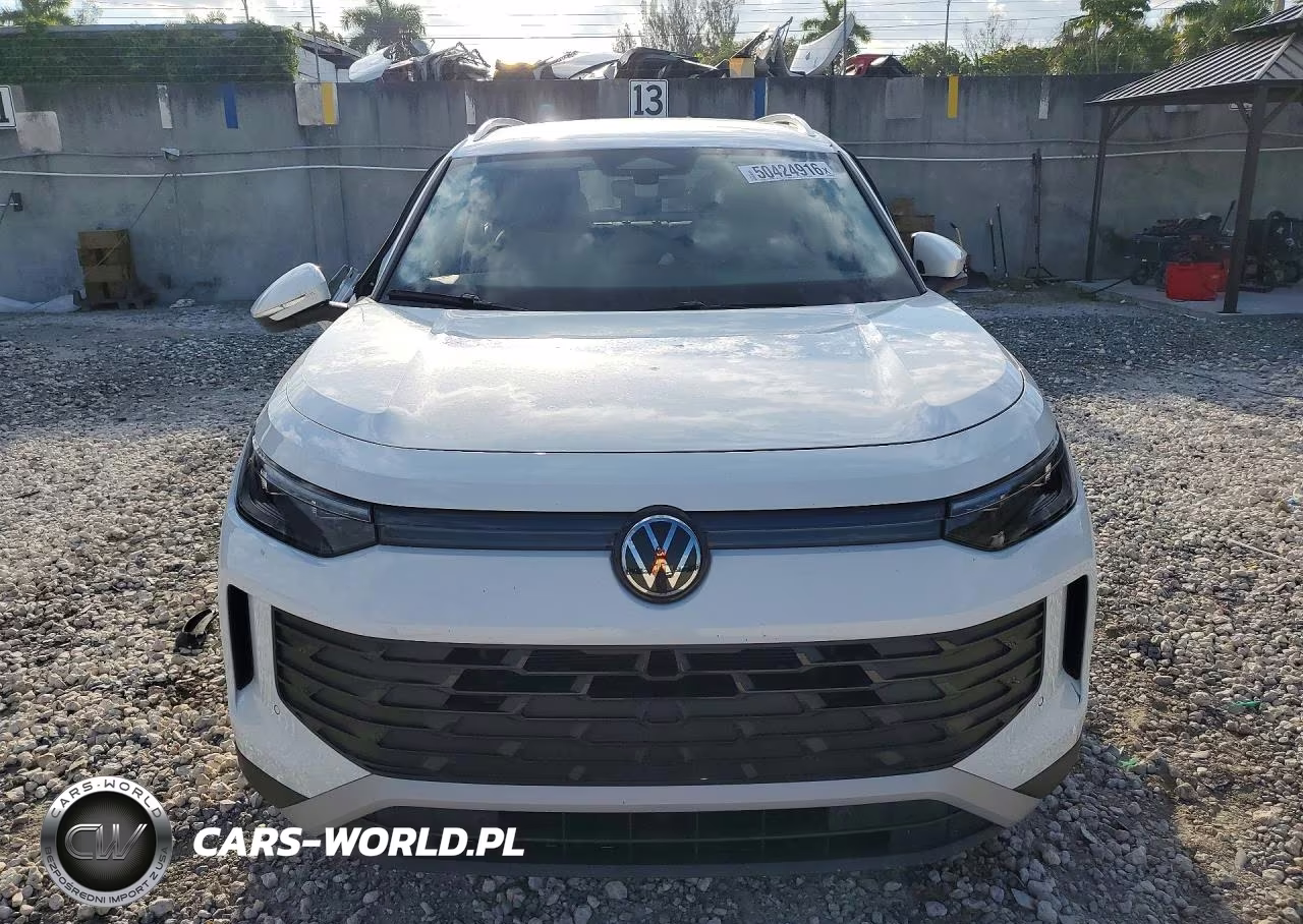2025 Volkswagen Tiguan S VIN:3VVCR7RM1SM026657 - 5