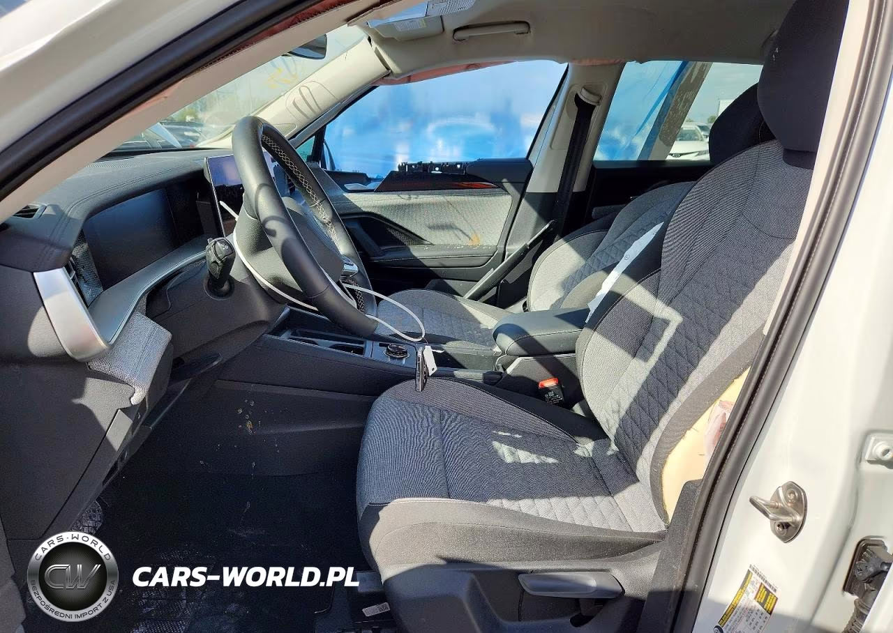 2025 Volkswagen Tiguan S VIN:3VVCR7RM1SM026657 - 7
