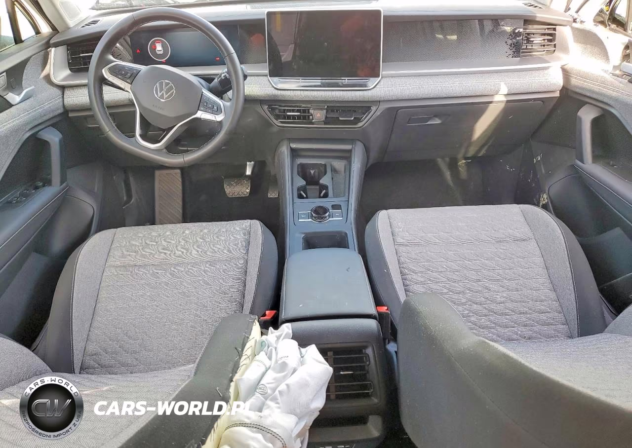 2025 Volkswagen Tiguan S VIN:3VVCR7RM1SM026657 - 8