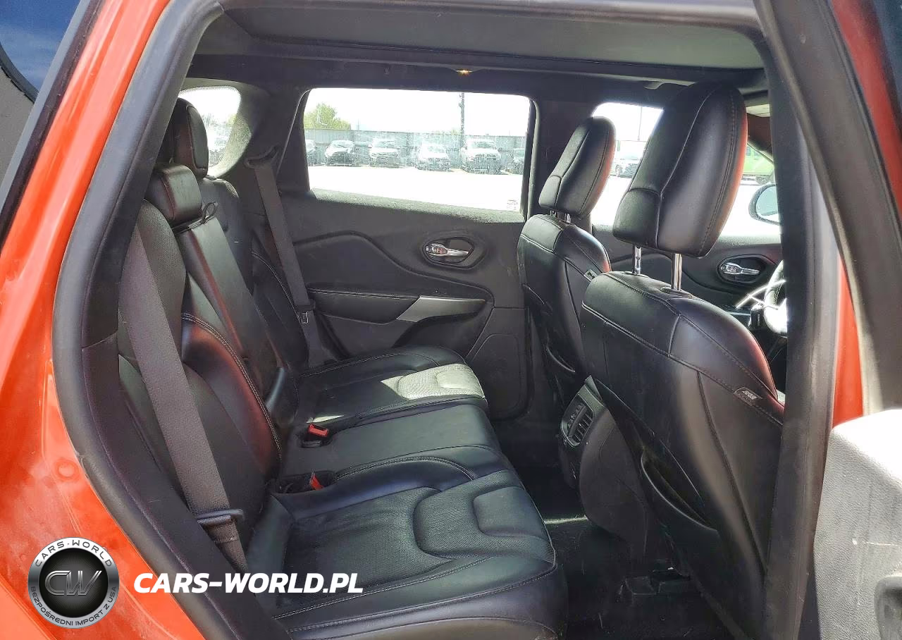 2021 Jeep Cherokee Latitude Lux VIN:1C4PJMMN9MD151667 - 11