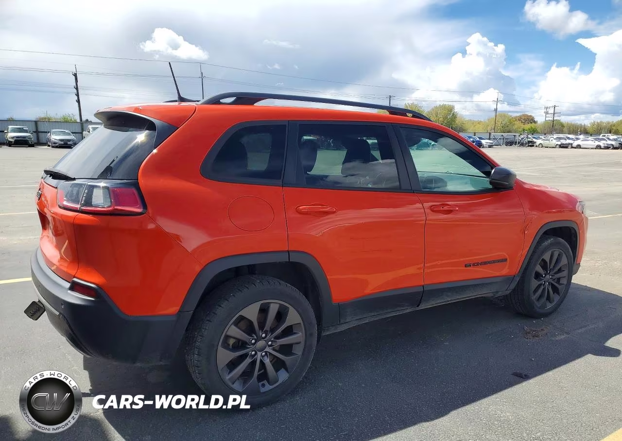 2021 Jeep Cherokee Latitude Lux VIN:1C4PJMMN9MD151667 - 3