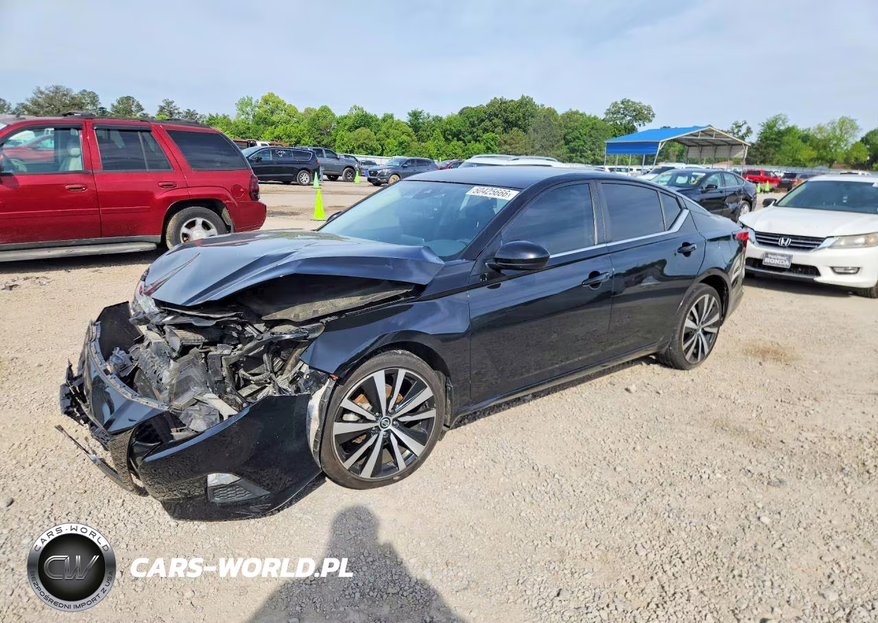 2021 Nissan Altima Sr – zdjęcie 1 z 12