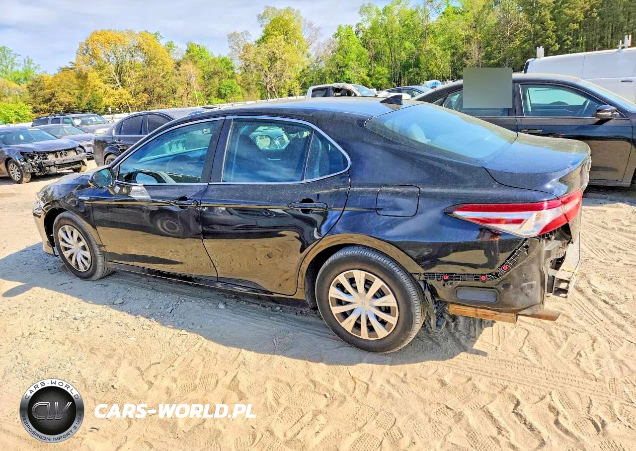 2020 Toyota Camry Le VIN:4T1C31AK1LU527113 - 2