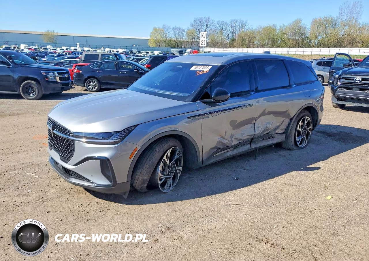 2025 Lincoln Nautilus Premiere – zdjęcie 1 z 14