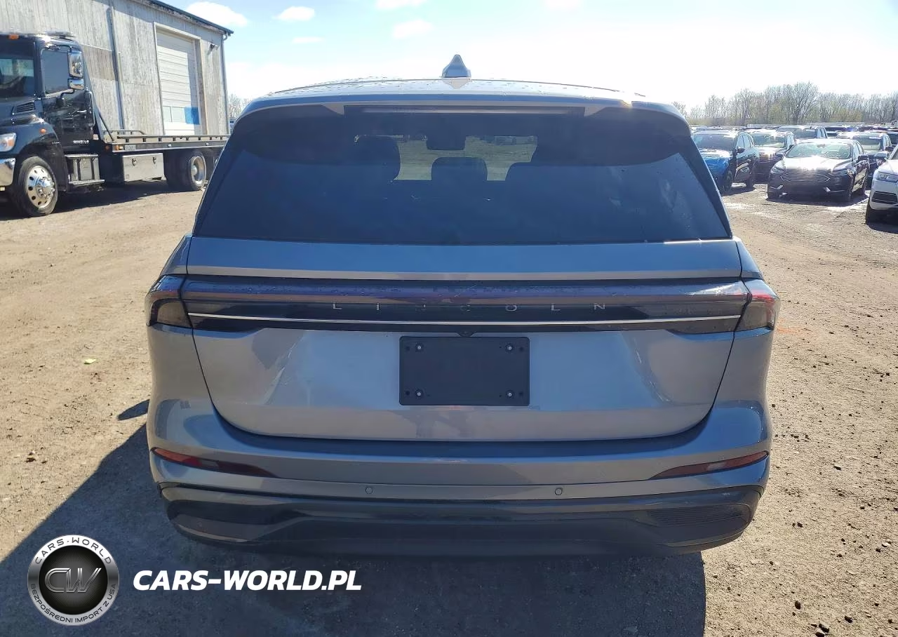 2025 Lincoln Nautilus Premiere VIN:5LMPJ8J44SJ922725 - 6