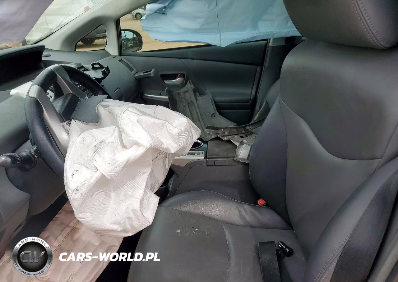 2013 Toyota Prius V Five VIN:JTDZN3EU5D3266527 - 7