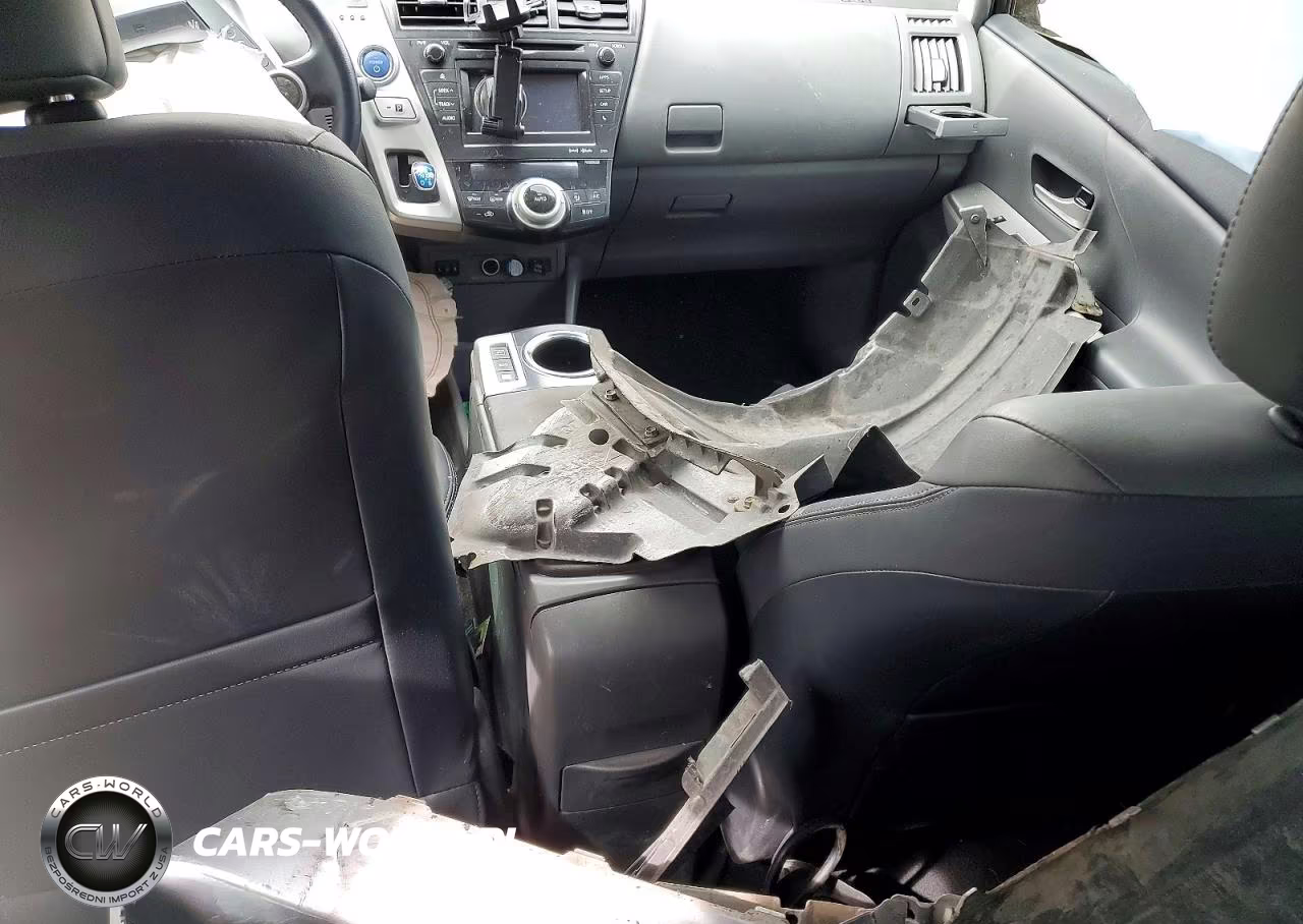 2013 Toyota Prius V Five VIN:JTDZN3EU5D3266527 - 8