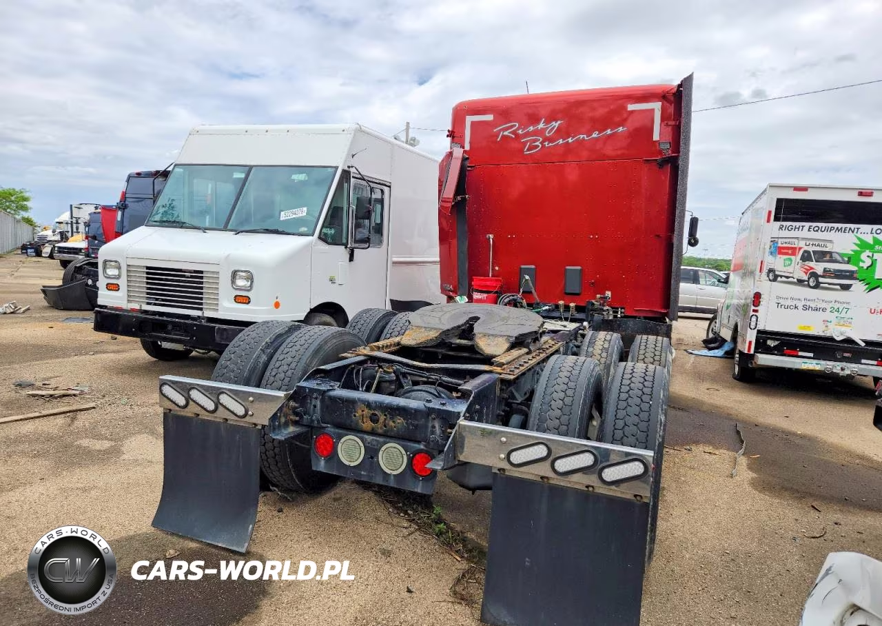 2018 Kenworth Construction T680 VIN:1XKYD49X3JJ198426 - 4