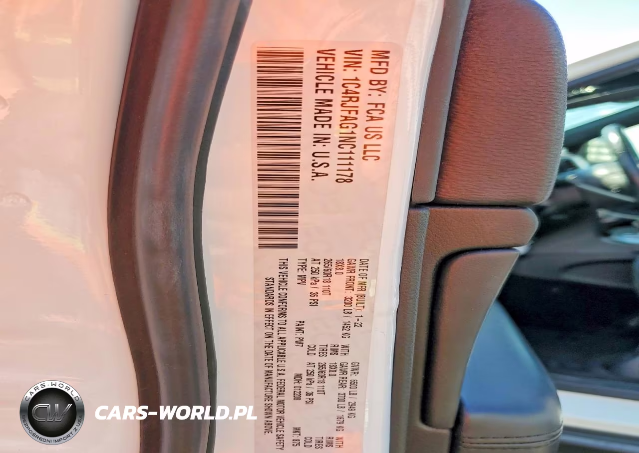 2022 Jeep Grand Cherokee Laredo E VIN:1C4RJFAG1NC111178 - 13