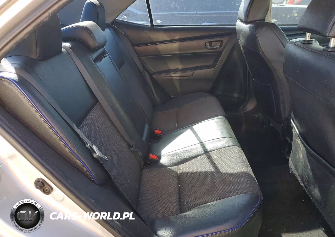 2017 Toyota Corolla Se VIN:5YFBURHE1HP697990 - 10