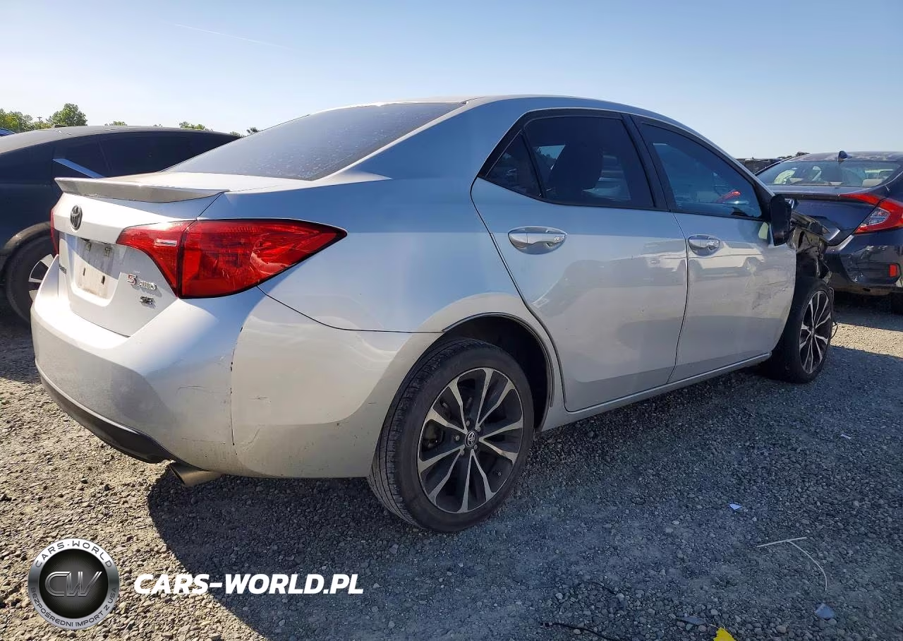 2017 Toyota Corolla Se VIN:5YFBURHE1HP697990 - 3