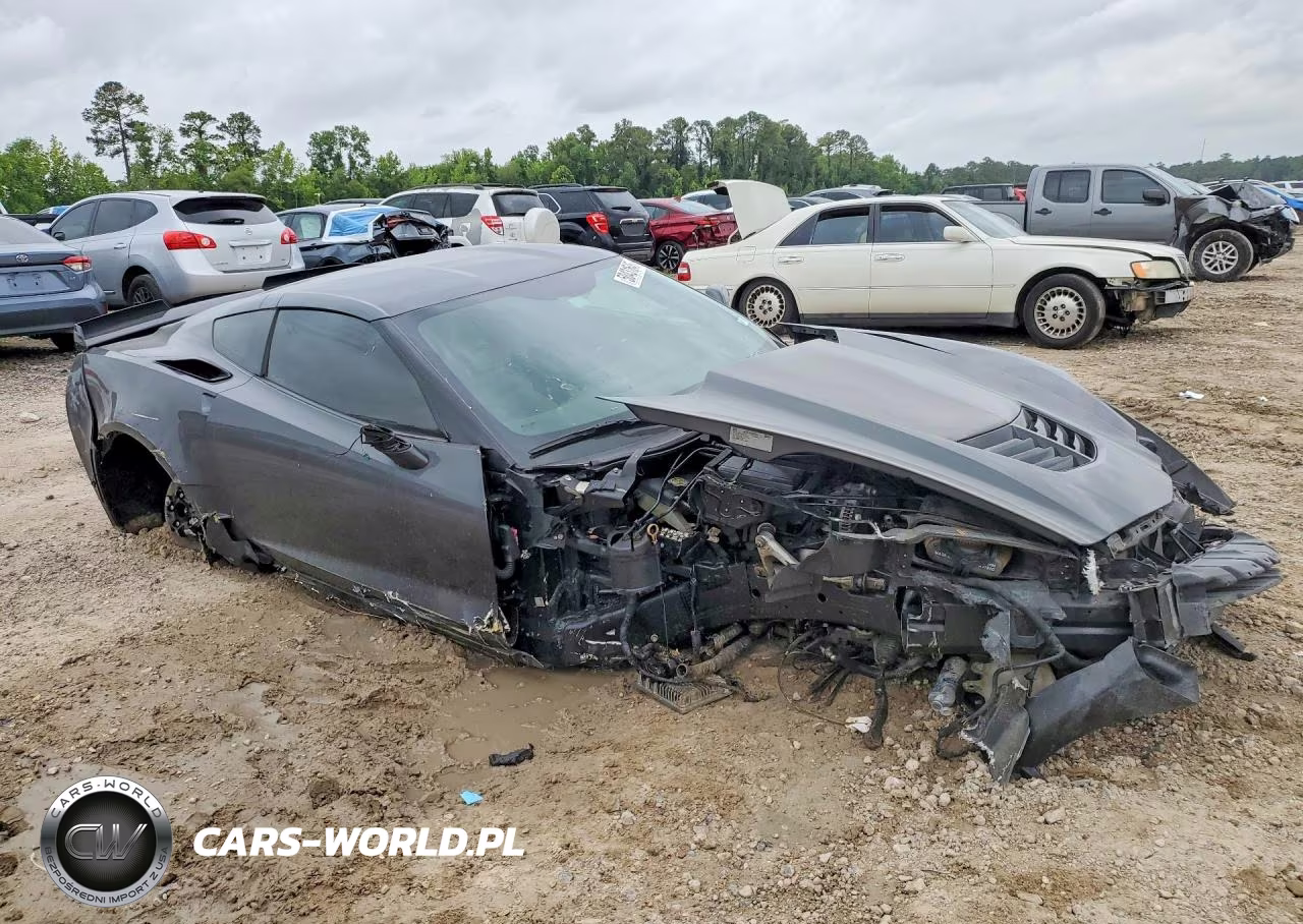 2018 Chevrolet Corvette Z06 3Lz VIN:1G1YU2D67J5601243 - 4