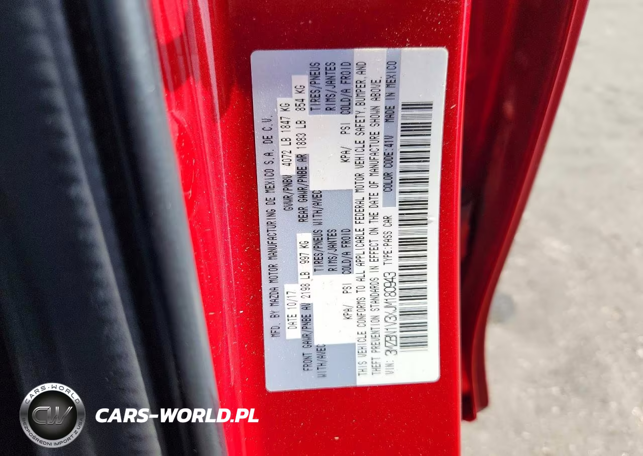2018 Mazda 3 Touring VIN:3MZBN1V3XJM180943 - 12