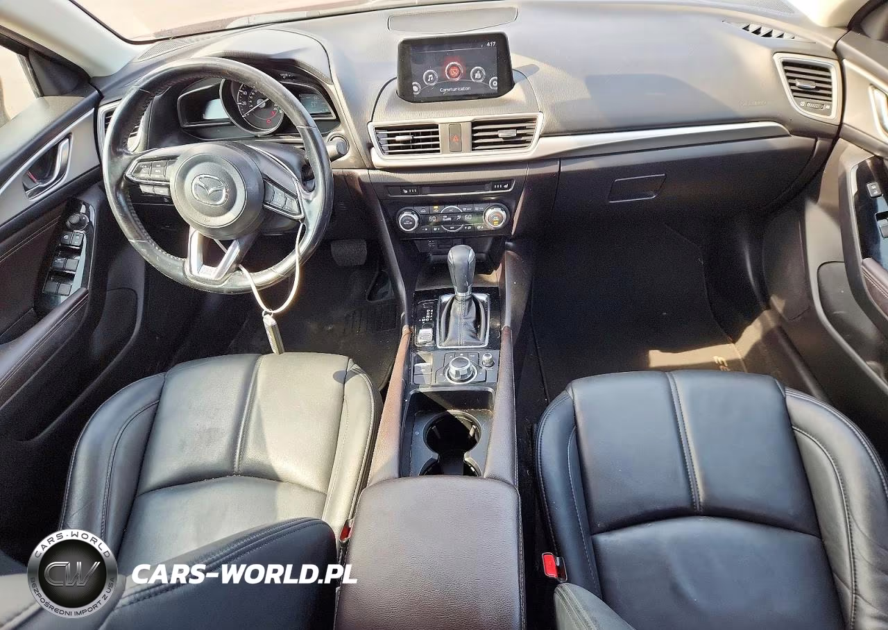 2018 Mazda 3 Touring VIN:3MZBN1V3XJM180943 - 8
