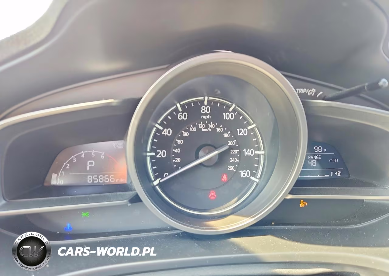 2018 Mazda 3 Touring VIN:3MZBN1V3XJM180943 - 9
