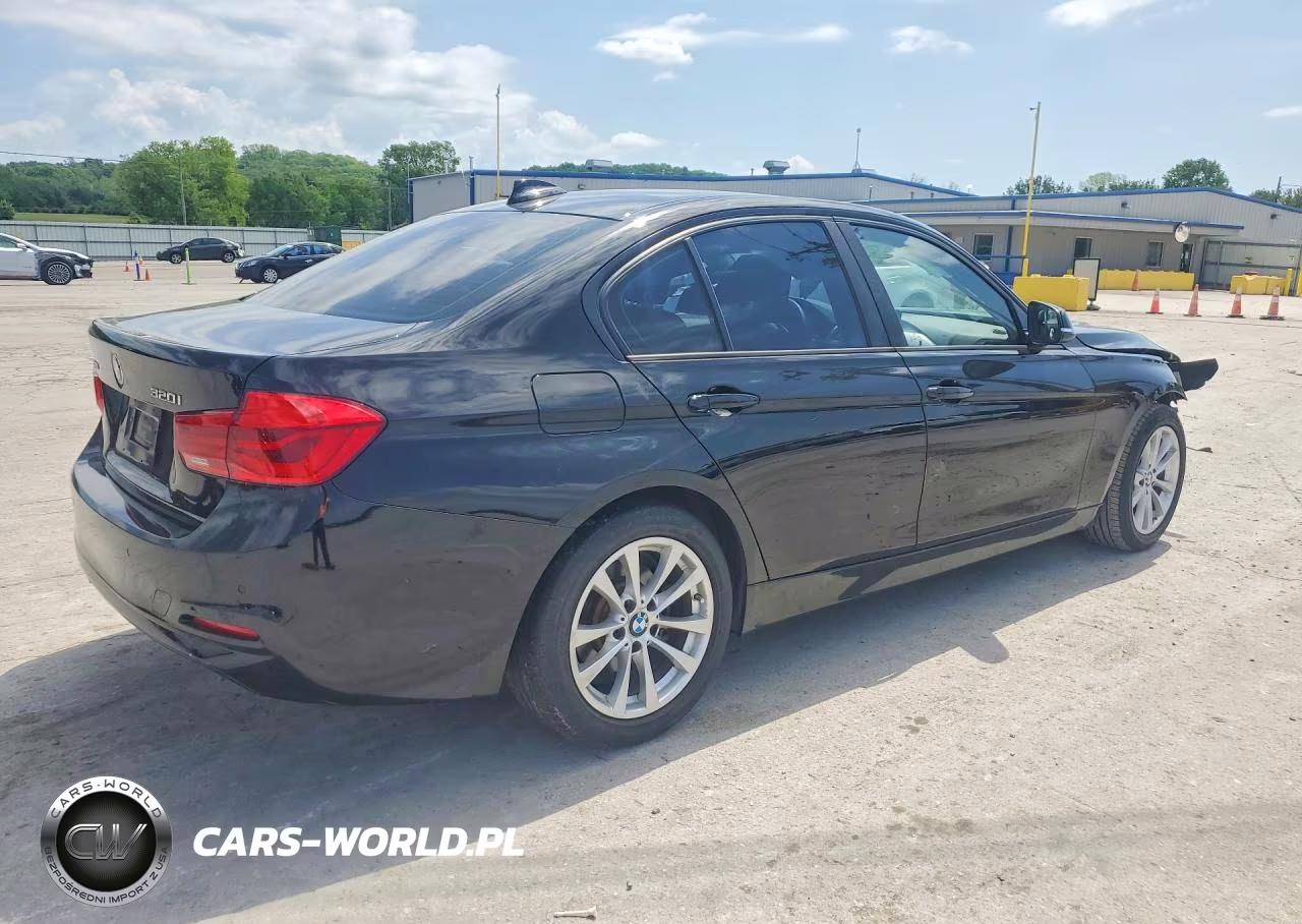 2017 BMW 320 Xi VIN:WBA8E5G30HNU44654 - 3