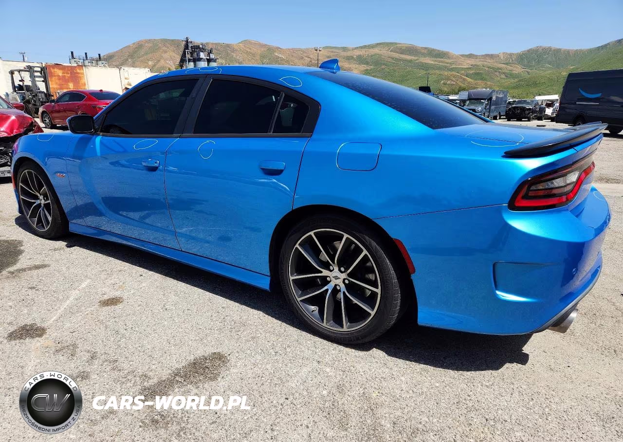2018 Dodge Charger R VIN:2C3CDXGJ2JH335786 - 2