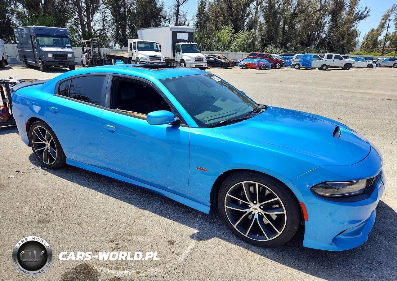 2018 Dodge Charger R VIN:2C3CDXGJ2JH335786 - 4