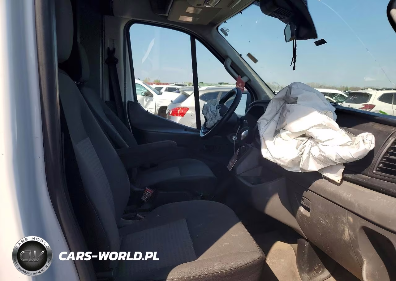 2020 Ford Transit VIN:1FTBR2C85LKA41292 - 10