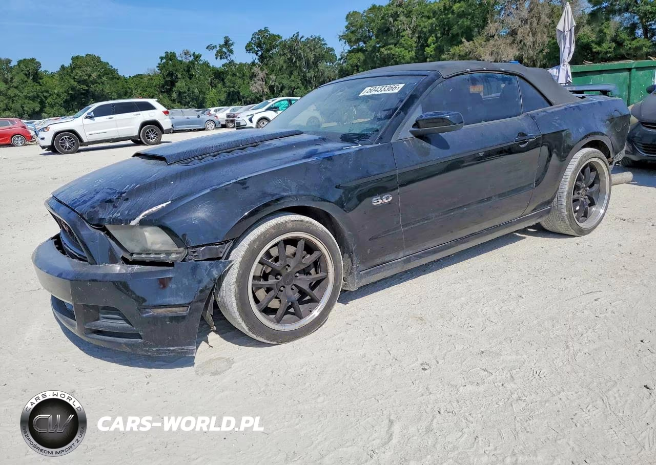 2013 Ford Mustang Gt – zdjęcie 1 z 12