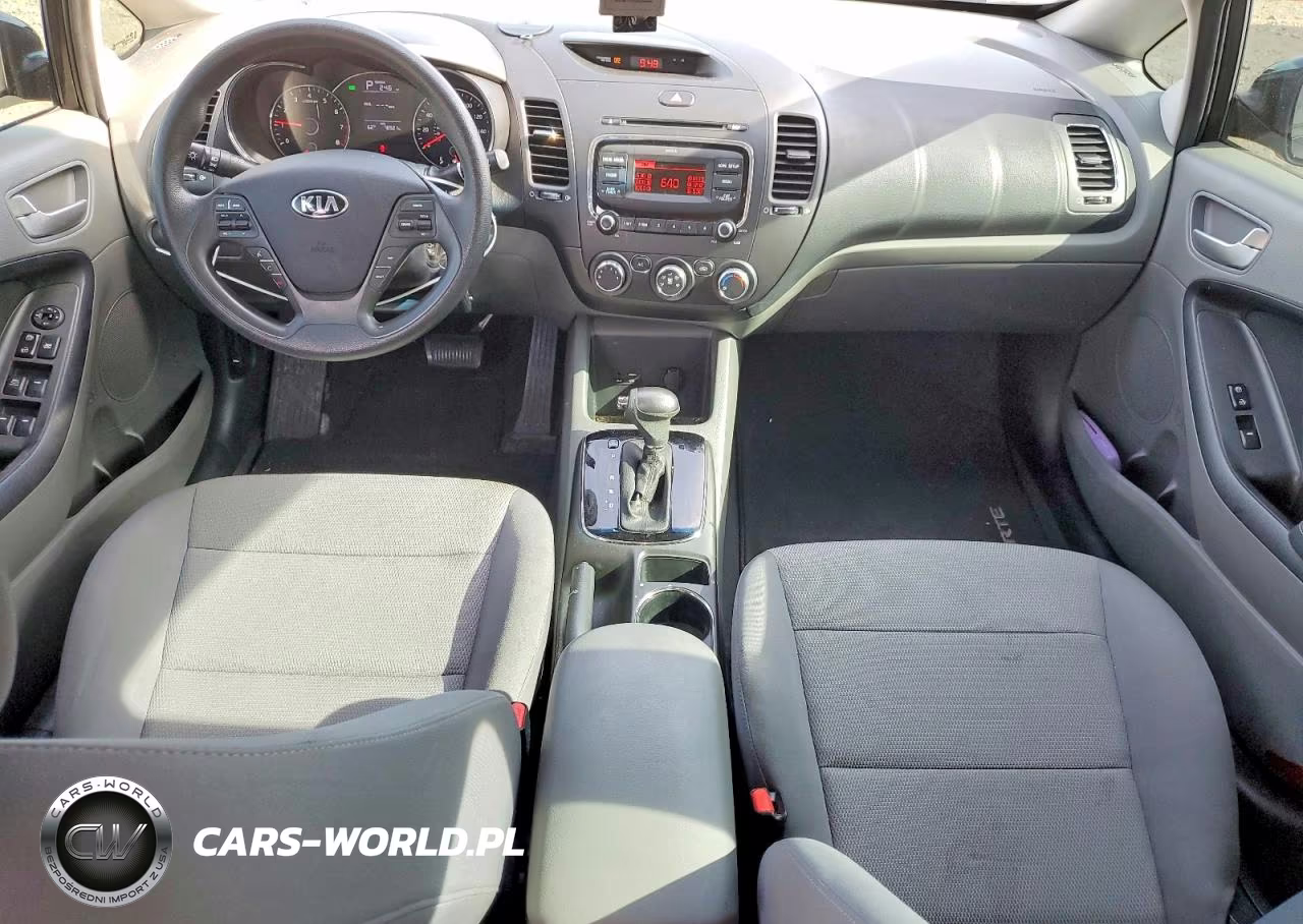 2018 Kia Forte Lx VIN:3KPFK4A74JE236683 - 8