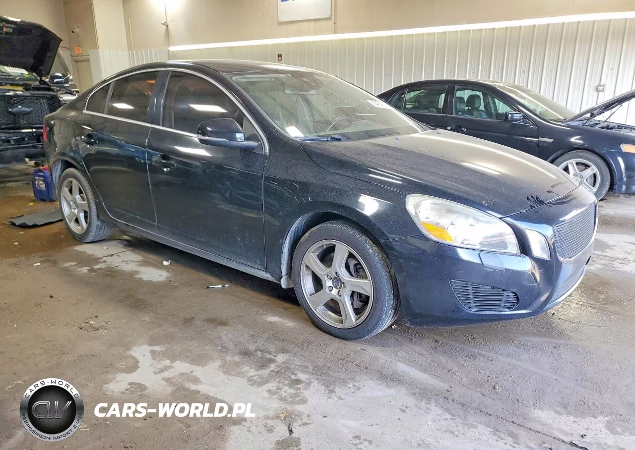 2013 Volvo S60 T5 VIN:YV1612FS3D1212753 - 4