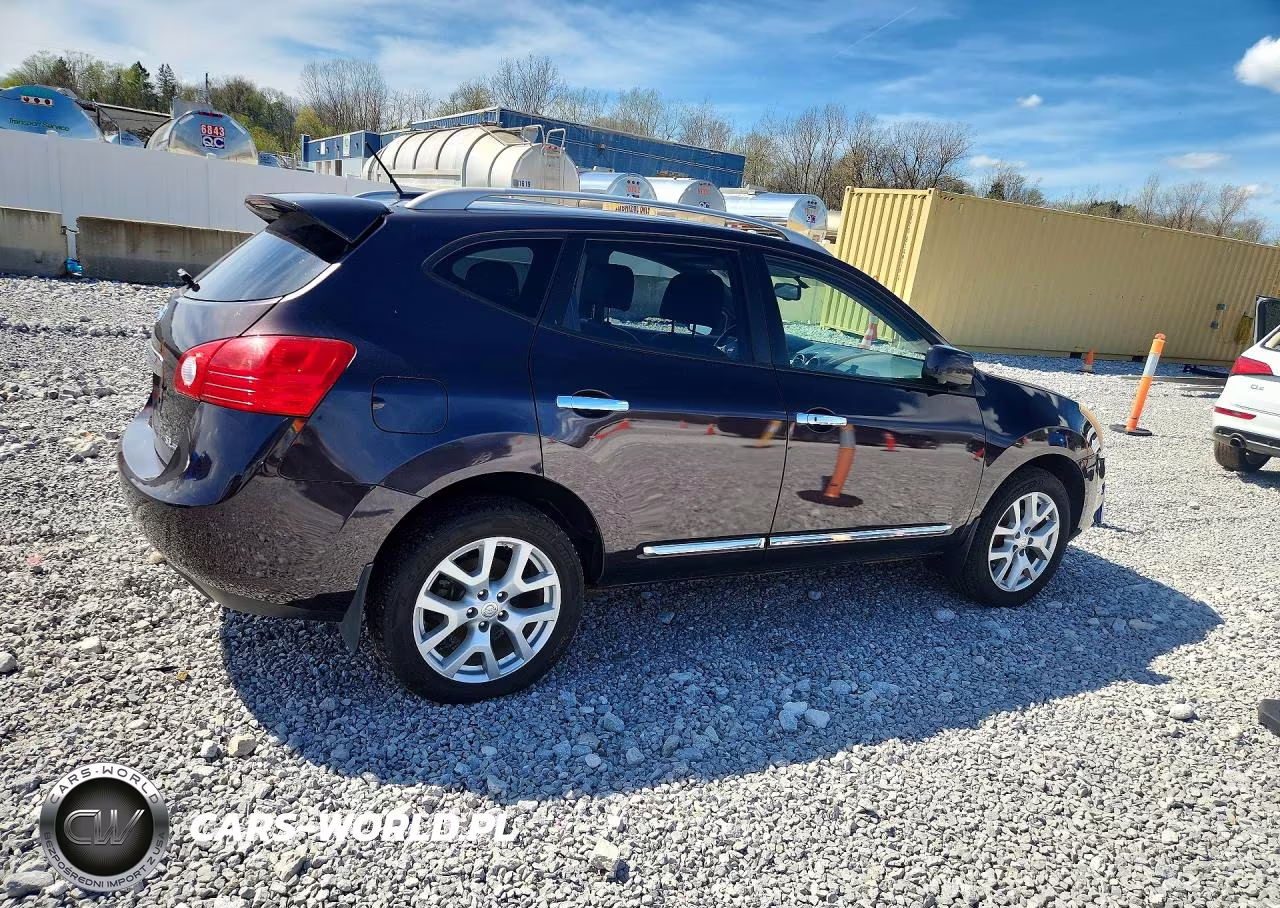 2013 Nissan Rogue S VIN:JN8AS5MV6DW634017 - 3