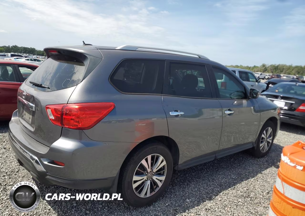 2018 Nissan Pathfinder S VIN:5N1DR2MN6JC678546 - 3