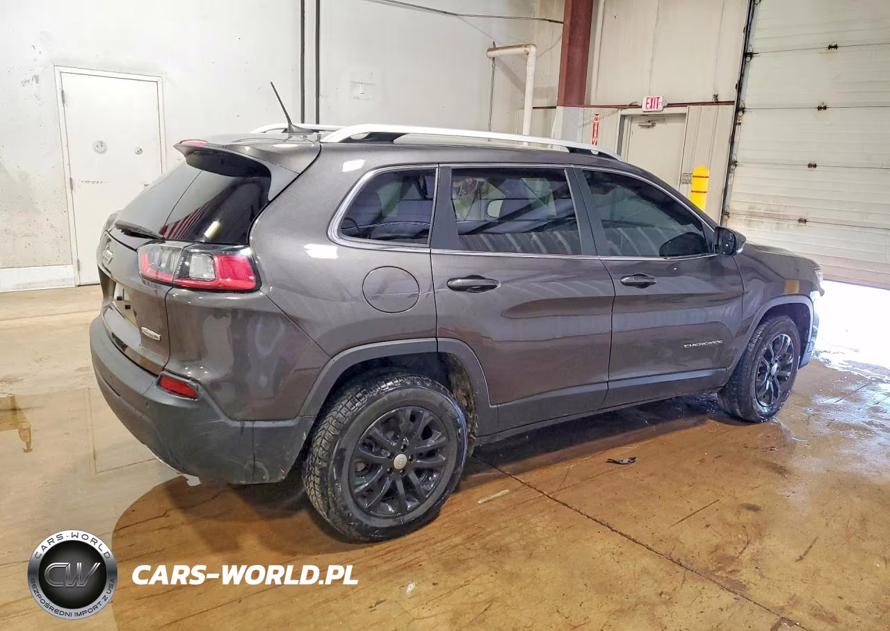2021 Jeep Cherokee Latitude Lux VIN:1C4PJMMX7MD217182 - 3