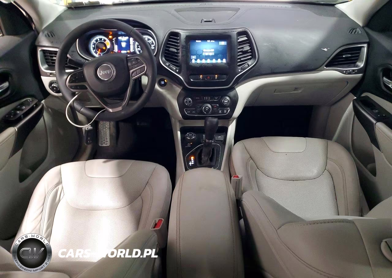 2021 Jeep Cherokee Latitude Lux VIN:1C4PJMMX7MD217182 - 8