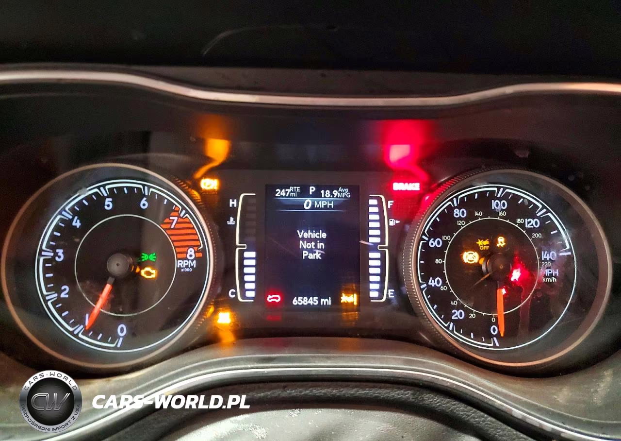 2021 Jeep Cherokee Latitude Lux VIN:1C4PJMMX7MD217182 - 9