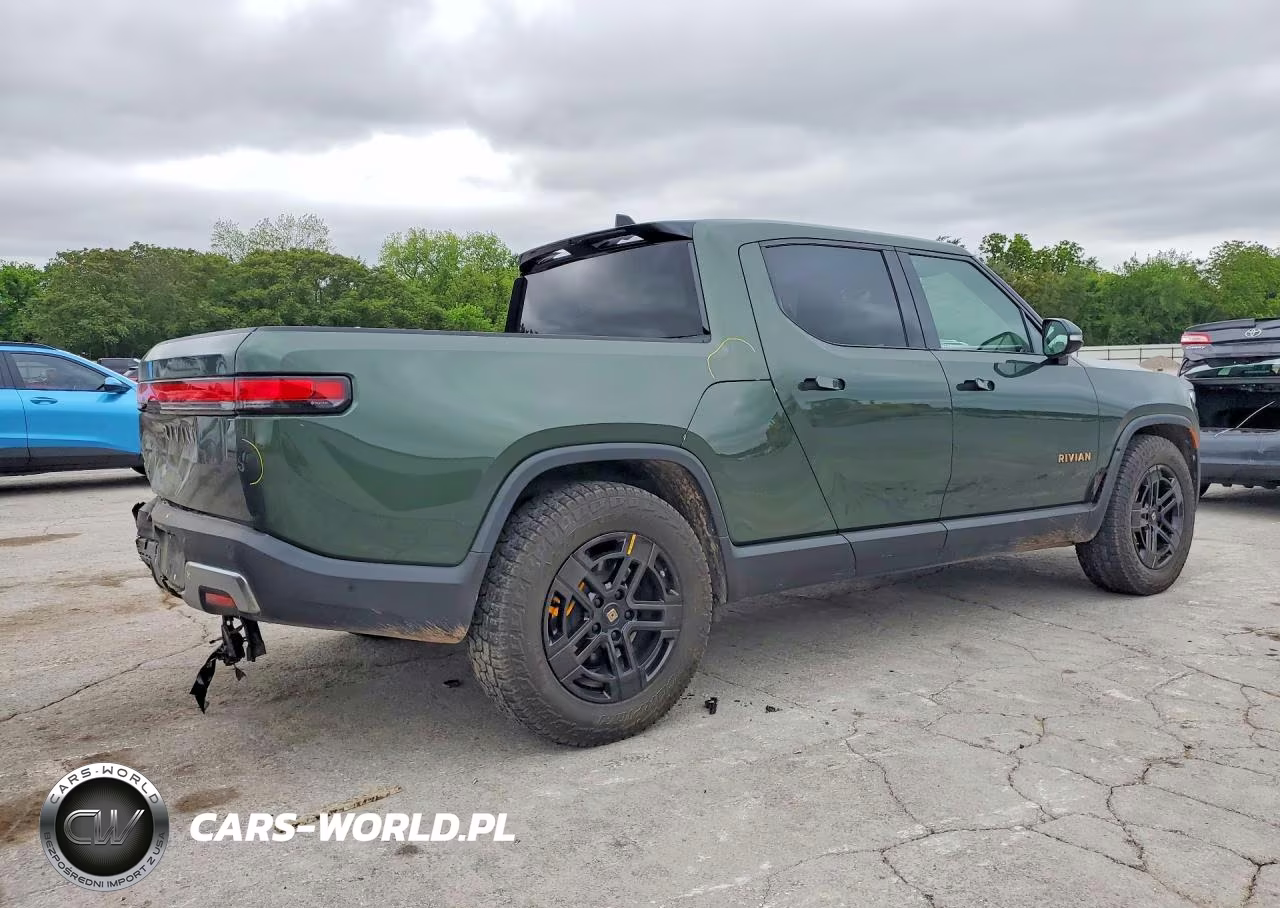 2023 Rivian R1T Adventure VIN:7FCTGAAA9PN017439 - 3