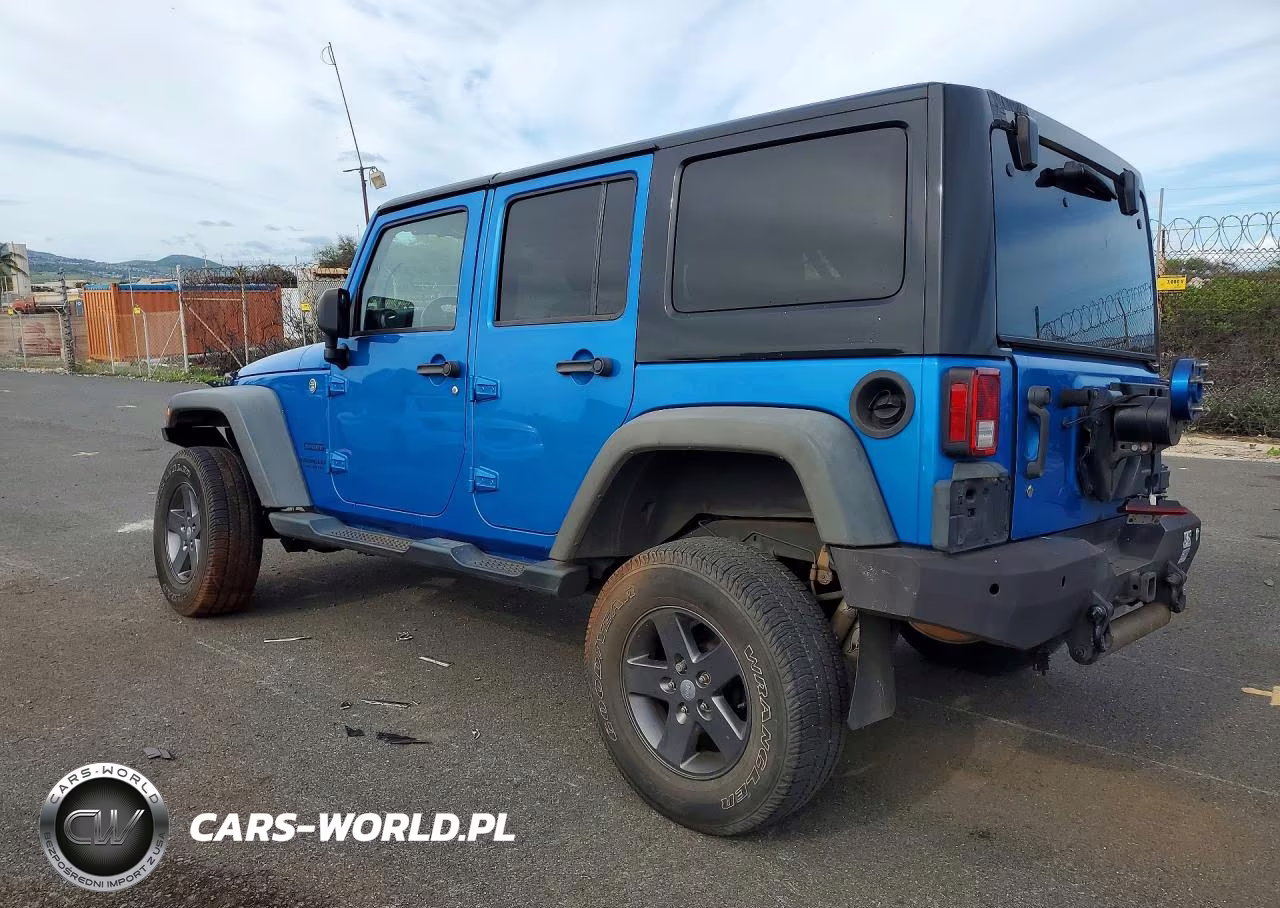 2015 Jeep Wrangler Unlimited Sport VIN:1C4BJWDG1FL550704 - 2