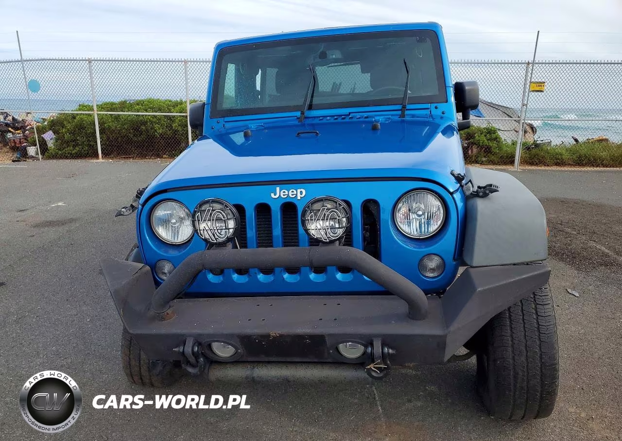 2015 Jeep Wrangler Unlimited Sport VIN:1C4BJWDG1FL550704 - 5