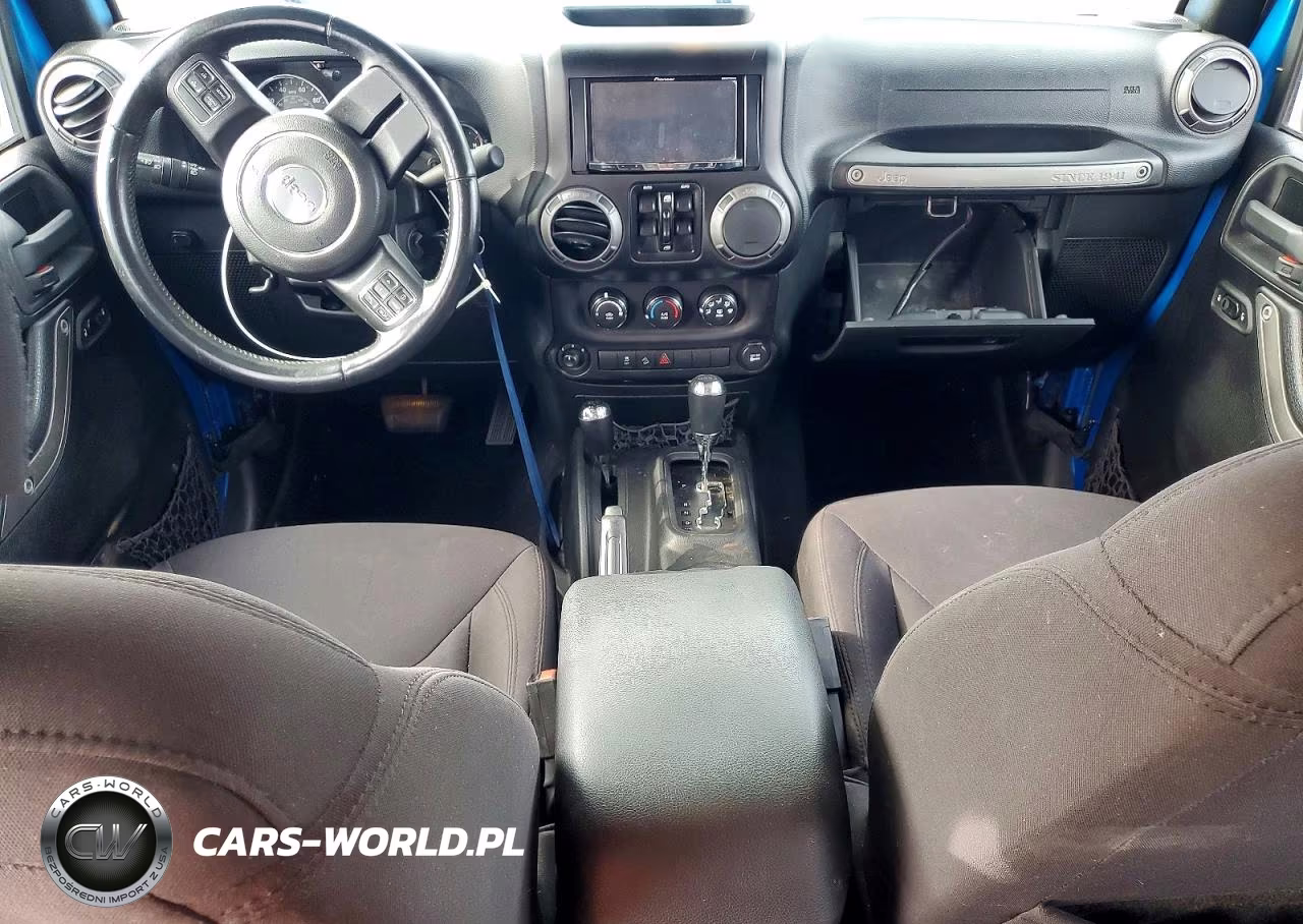2015 Jeep Wrangler Unlimited Sport VIN:1C4BJWDG1FL550704 - 8