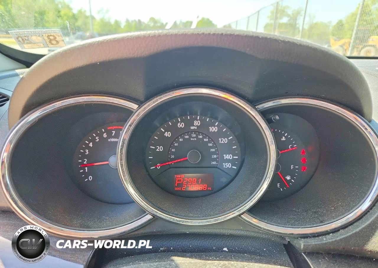 2013 Kia Sorento Lx VIN:5XYKT4A63DG379795 - 9