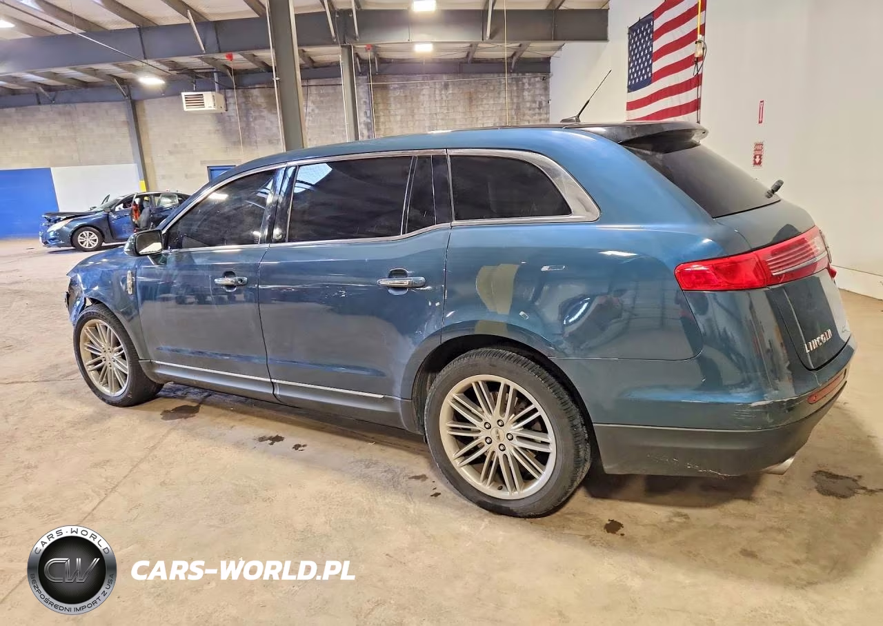 2016 Lincoln Mkt VIN:2LMHJ5AT0GBL02676 - 2